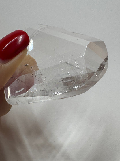 Ultra klares facettiertes Bergkristall Herz 💎 – 5 cm, 44 g – Edelstein-Herz aus Brasilien in 1A-Qualität