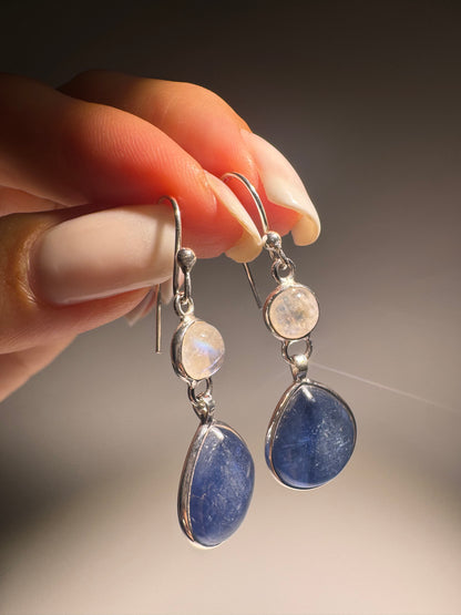 Ohrringe Blauer Kyanit & Rainbow Moonstone 925 Sterling Silber – Handgemachter Edelstein Schmuck