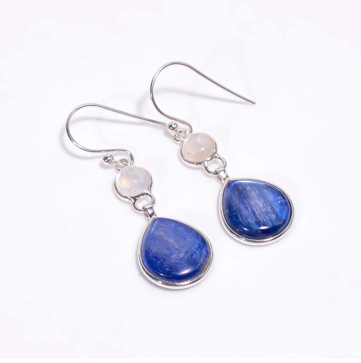 Ohrringe Blauer Kyanit & Rainbow Moonstone 925 Sterling Silber – Handgemachter Edelstein Schmuck