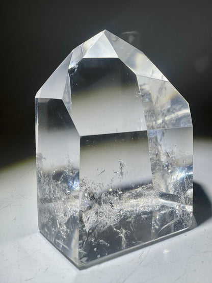 Ultraklare Lemurian Spitze aus Bahia – 9 cm · 498 g 💎