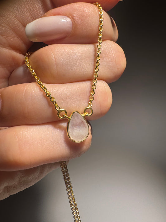 Mondstein-Kette (Rainbow Moonstone) 18K vergoldet – Edelstein Schmuck