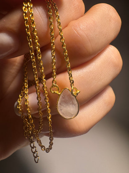 Mondstein-Kette (Rainbow Moonstone) 18K vergoldet – Edelstein Schmuck