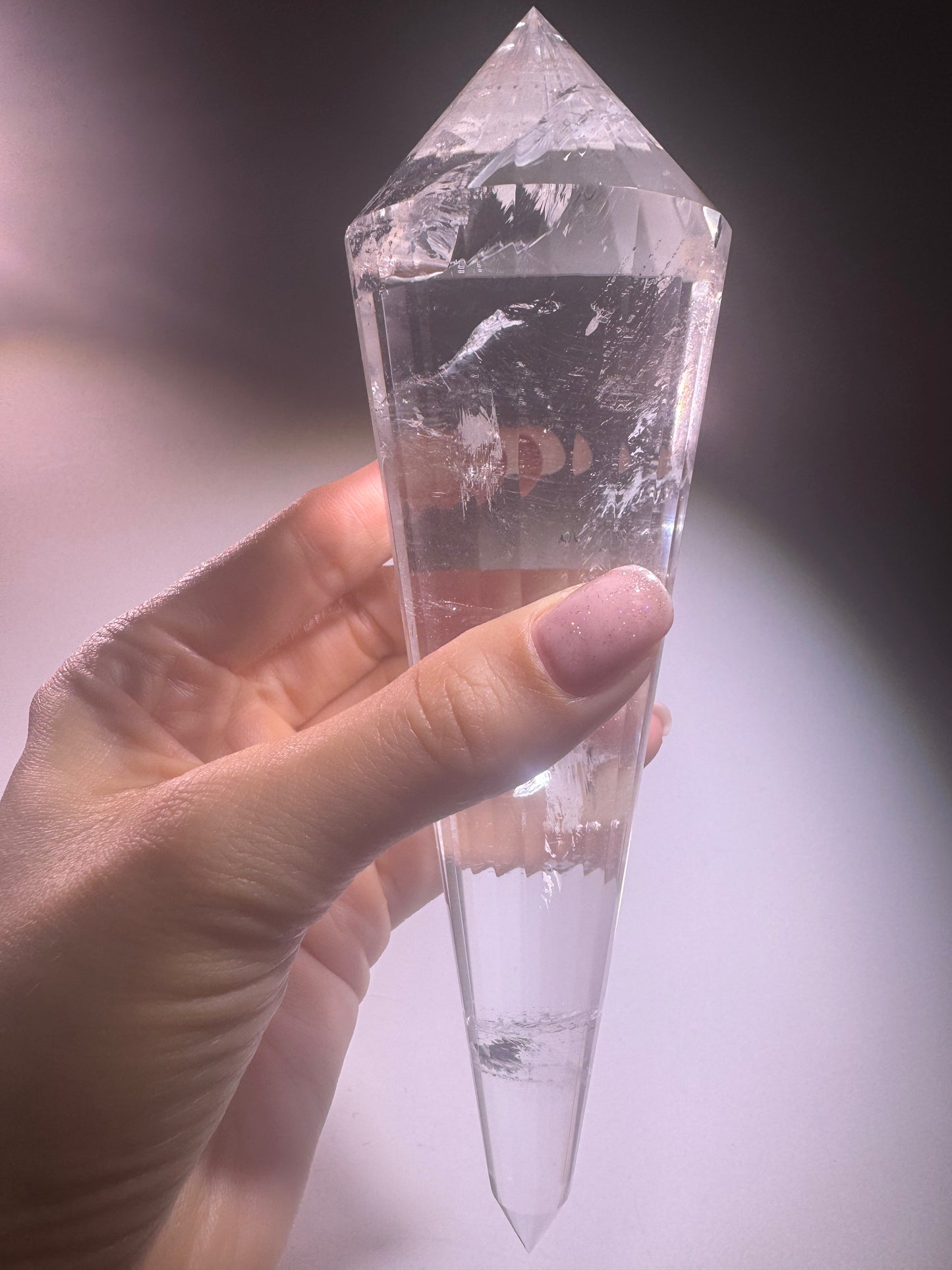 Lemurian Vogel-Cut Kristall mit 24 Facetten – 19.5 cm, 473g cm | Regenbogen, Meisterqualität