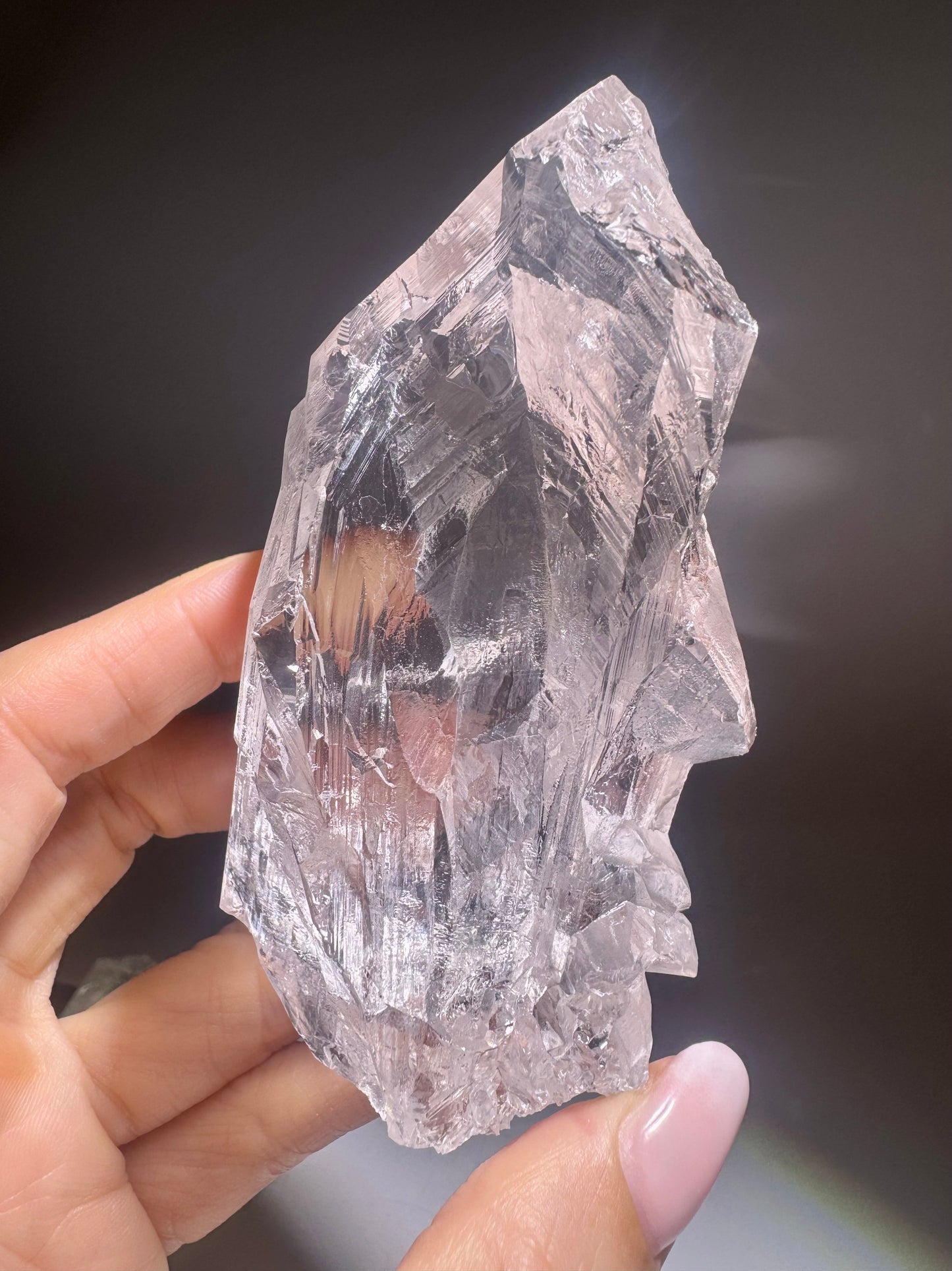 Himalaya Quarzspitze 10.6 cm , 263g – Kristallklarer Edelstein