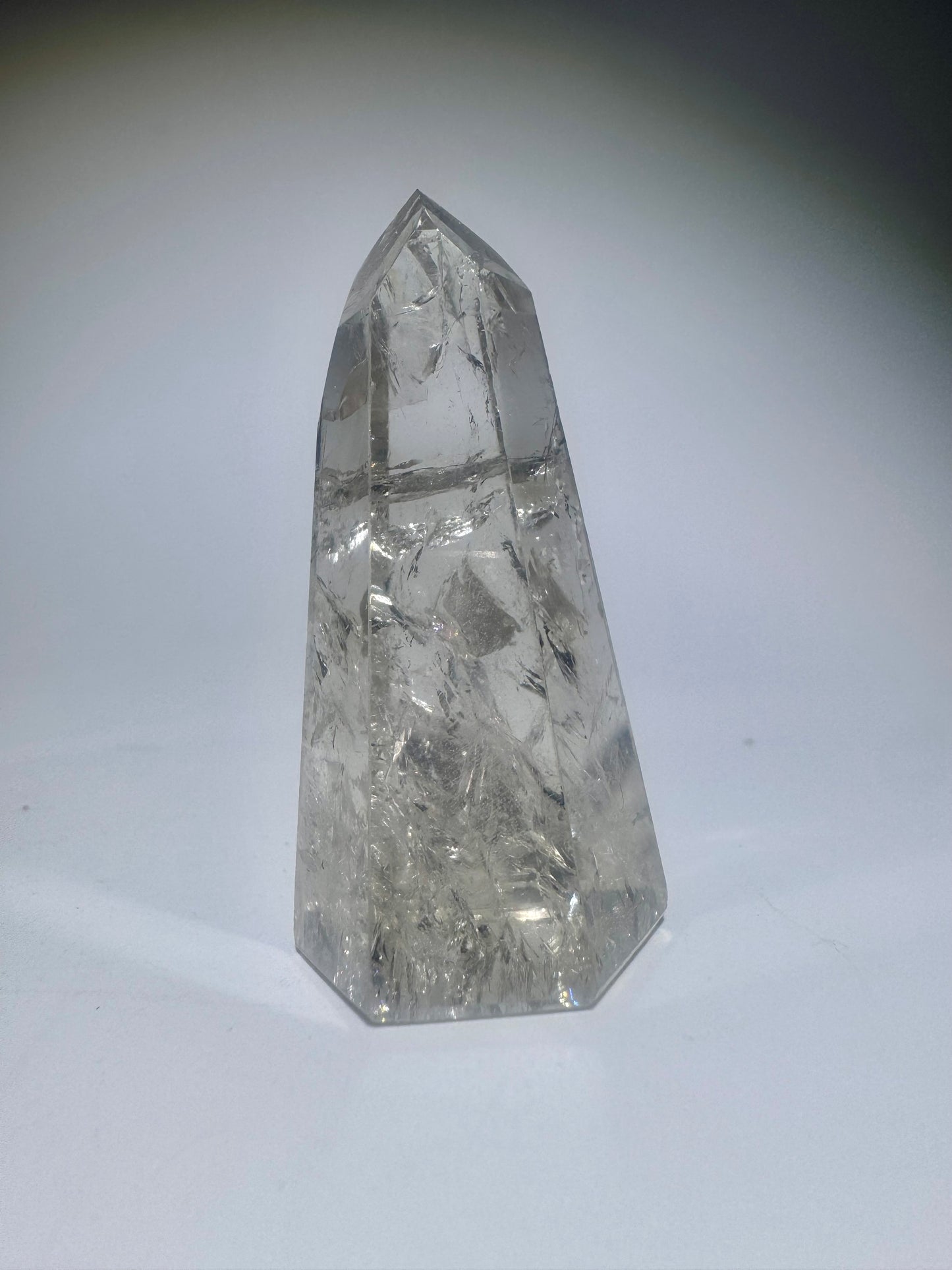 Prasiolith Spitze 5,2 cm – Extra klarer Grüner Amethyst aus Brasilien mit Regenbogen