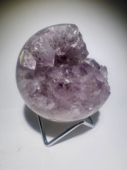 Amethyst Kugel Brasilien 9 cm – 1 kg | Kristallkugel mit Pastellfarbe