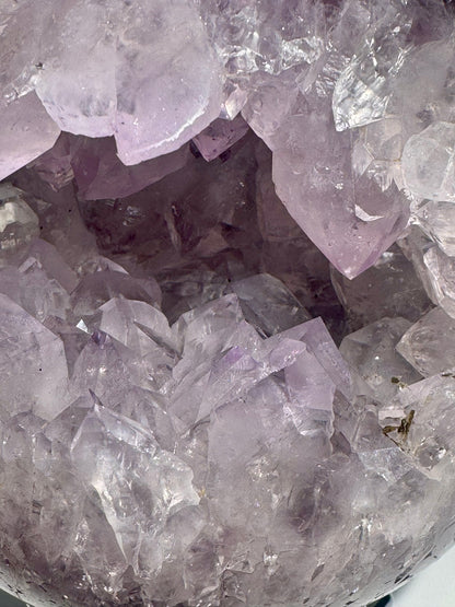 Exklusive Amethyst Kugel - 11cm, 1.97kg