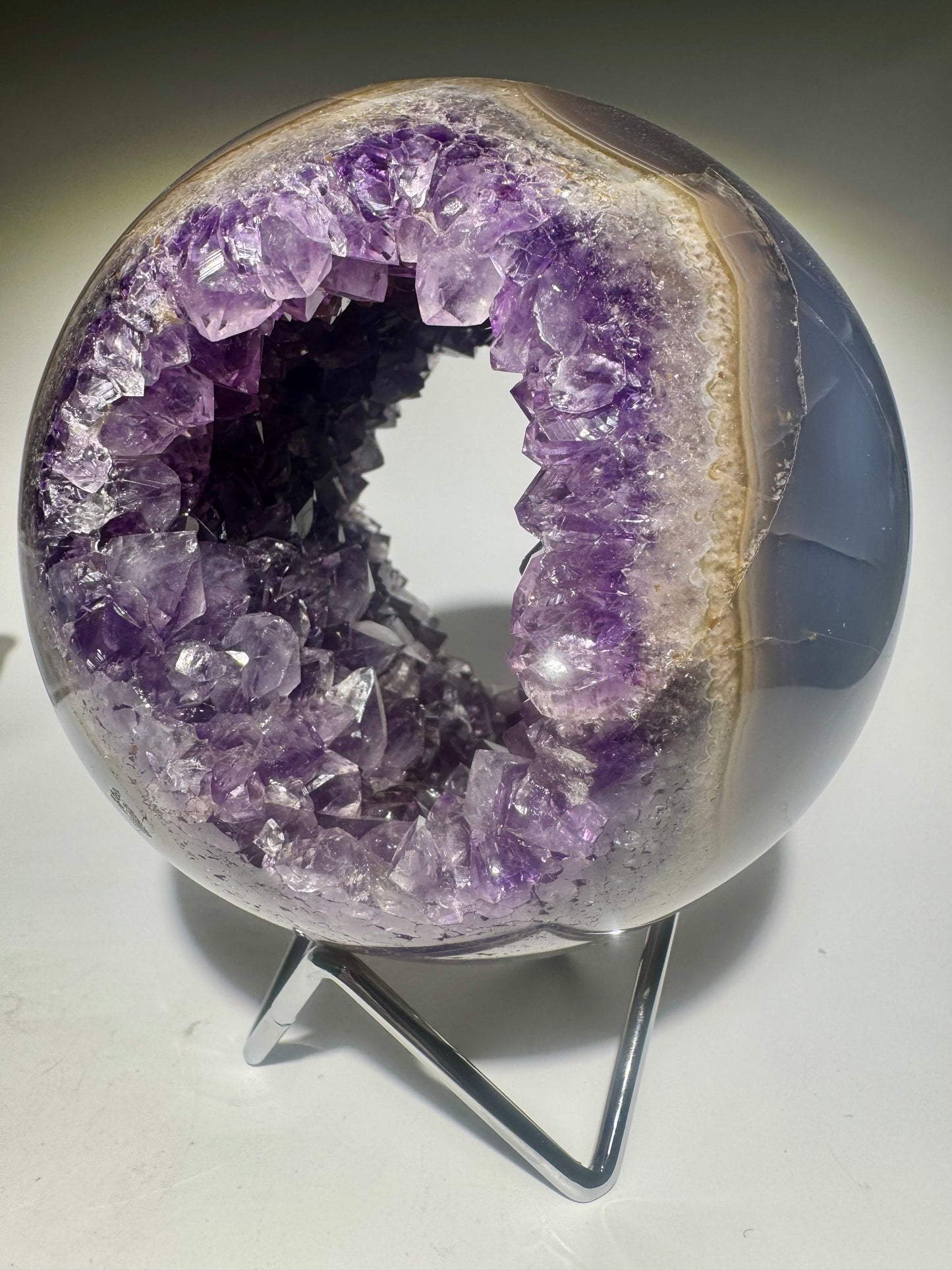 Amethyst Kugel Brasilien 12 cm – 1.81 kg | Doppelseitige Kristallöffnung 💜✨