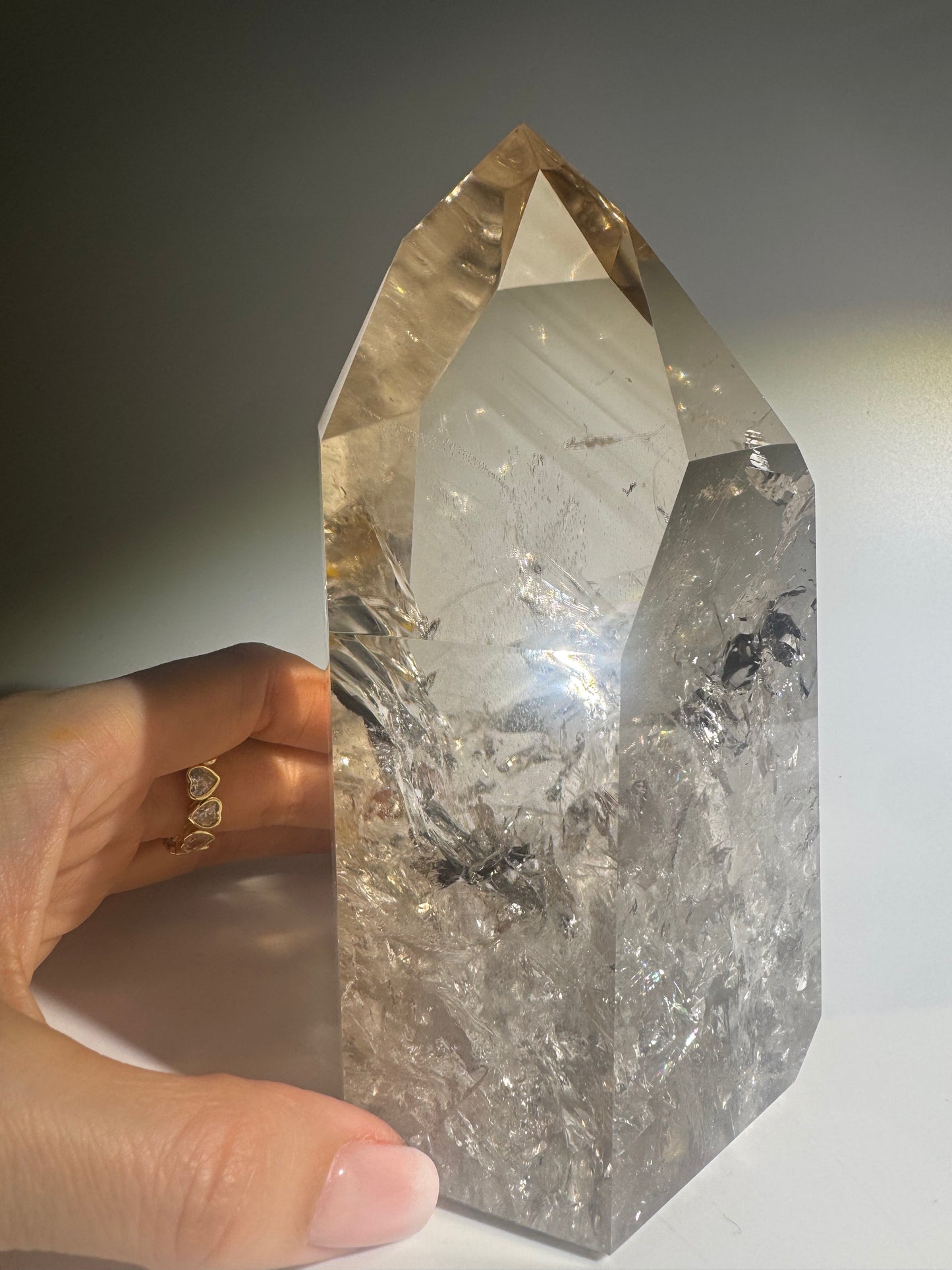 Rauchquarz Lemurian-Spitze mit Phantomen & Regenbogen – 14,5 cm AAA Qualität aus Brasilien