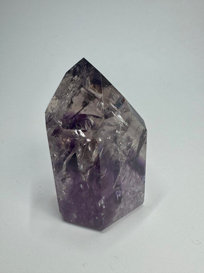 Pointe d'améthyste fantôme avec arc-en-ciel - 6 cm, 131 g