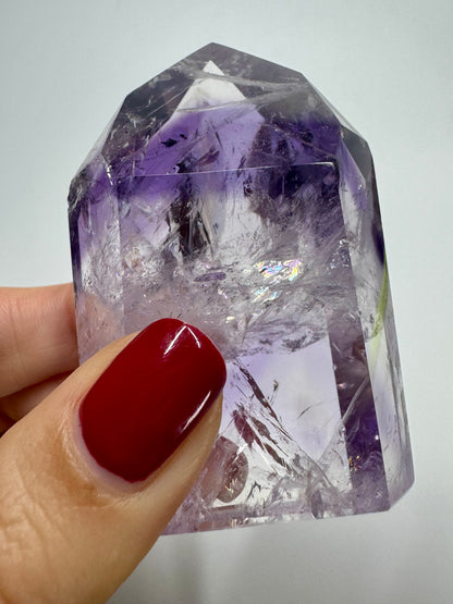 Pointe d'améthyste fantôme transparente - 7 cm, 126 g