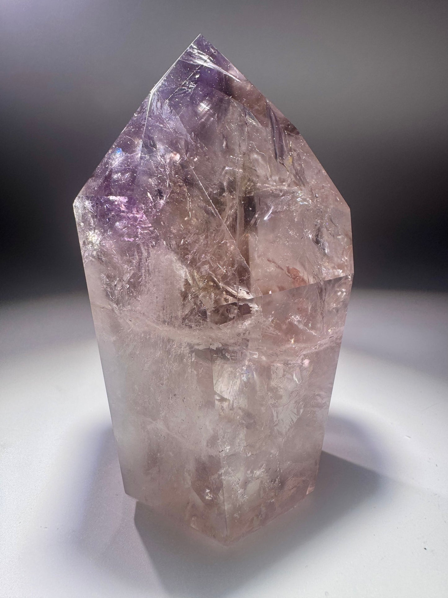 Fluoreszierende Ametrin-Phantomspitze aus Brasilien – 9 cm Kristall mit Amethyst, Citrin, Regenbogen & UV-Effekt, 328 g