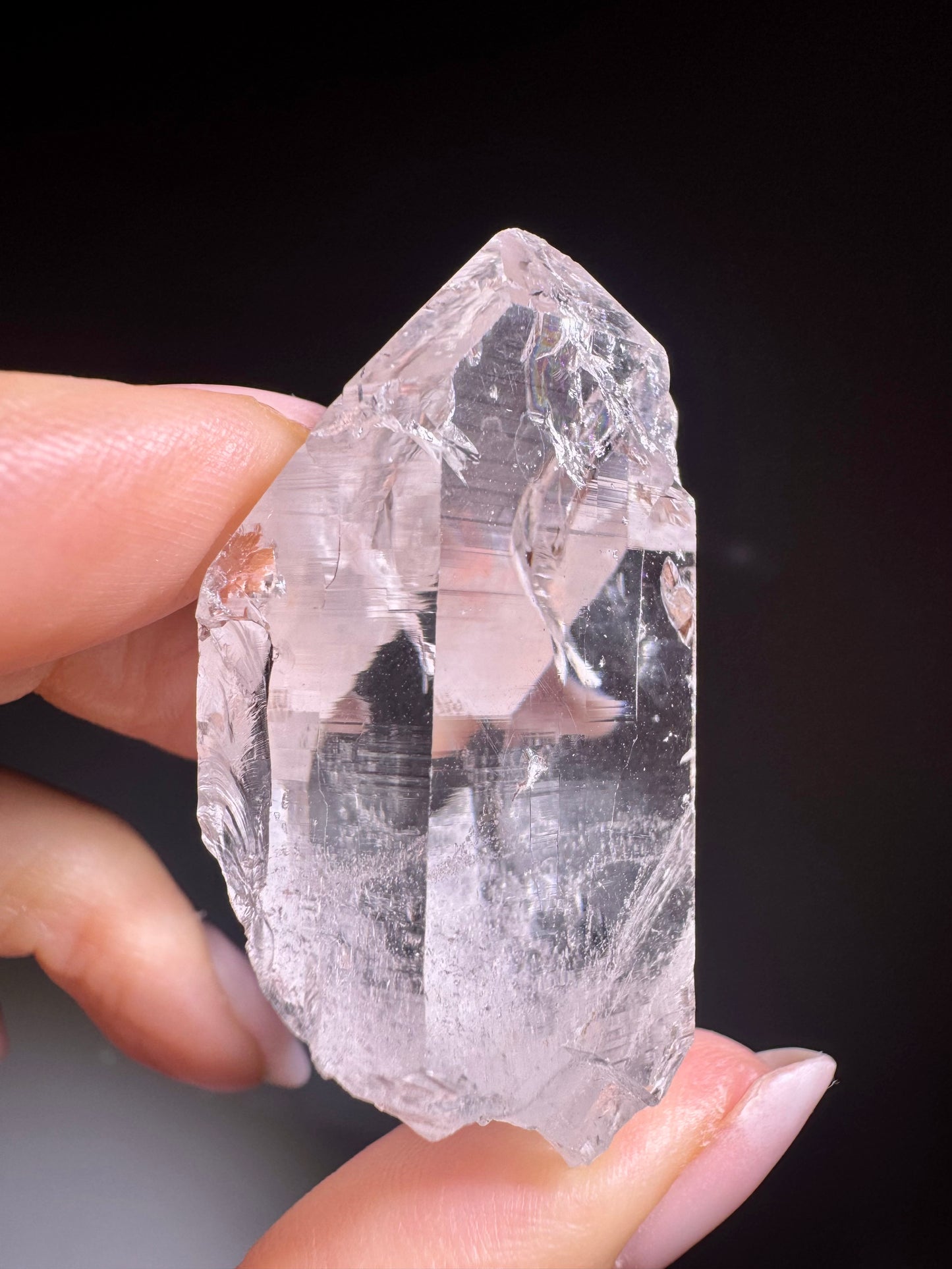 Ultraklare Quarzspitze aus über 5000 m Höhe – Gletscherlicht & Reinheit