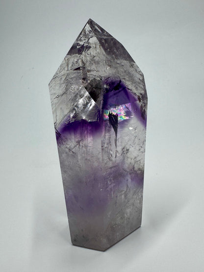 Pointe d'améthyste fantôme avec arc-en-ciel - 10 cm, 223 g