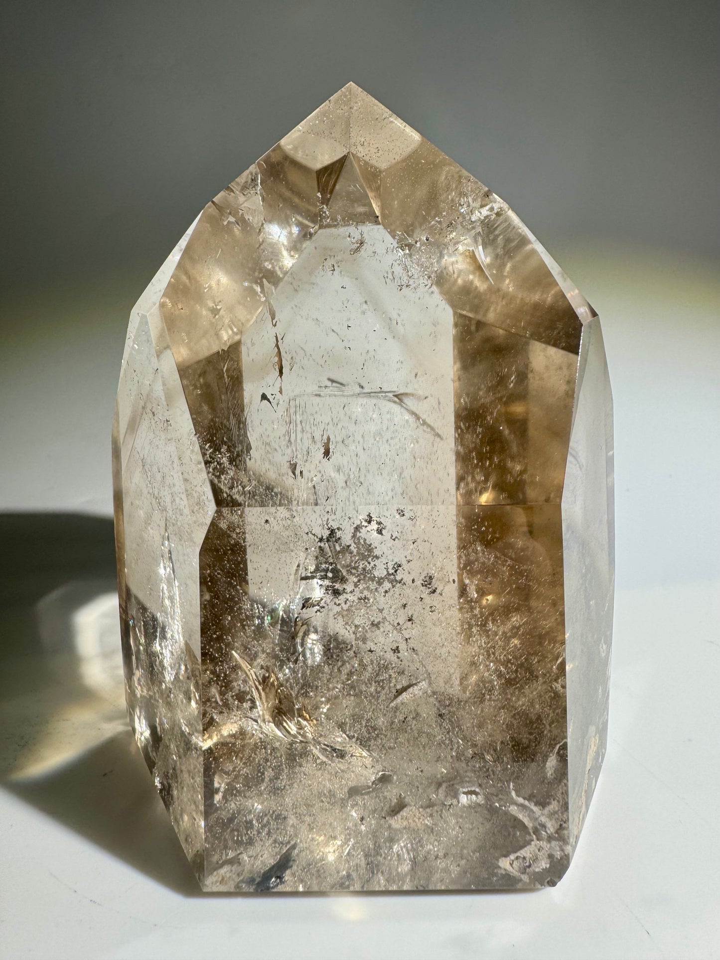 Rauchquarz Lemurian-Spitze mit Phantomen – 10.5 cm AAA Qualität aus Brasilien
