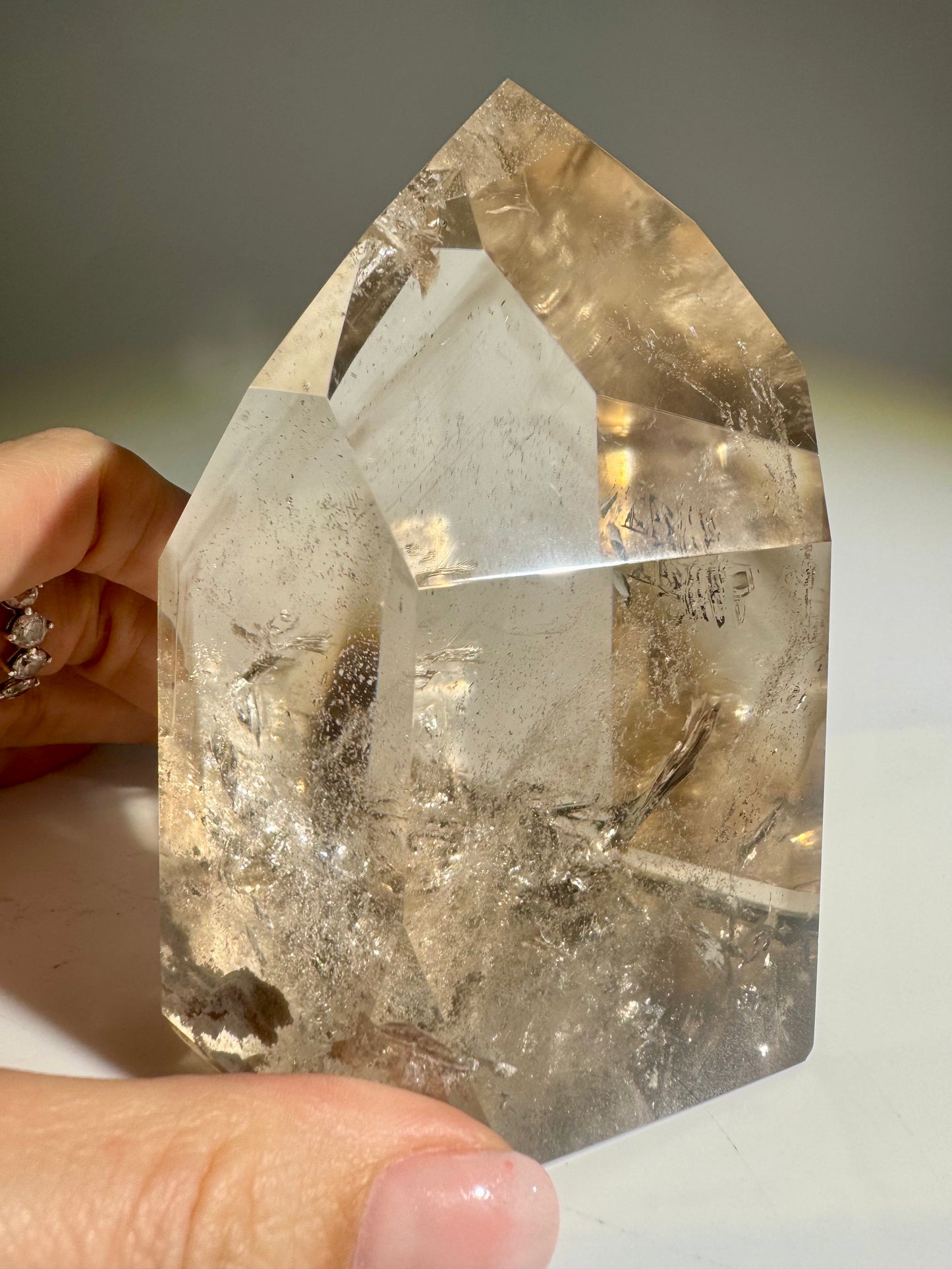 Rauchquarz Lemurian-Spitze mit Phantomen – 10.5 cm AAA Qualität aus Brasilien