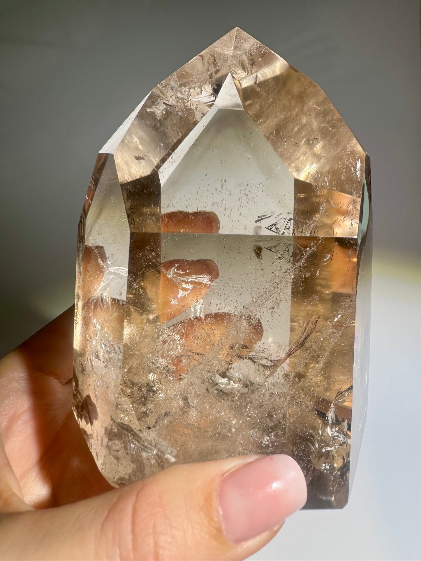 Rauchquarz Lemurian-Spitze mit Phantomen – 10.5 cm AAA Qualität aus Brasilien