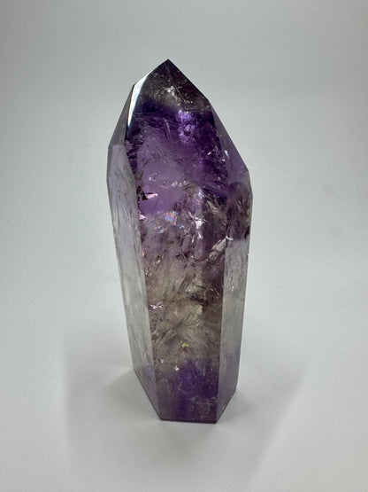 Pointe d'améthyste fantôme avec arc-en-ciel - 10 cm, 245 g