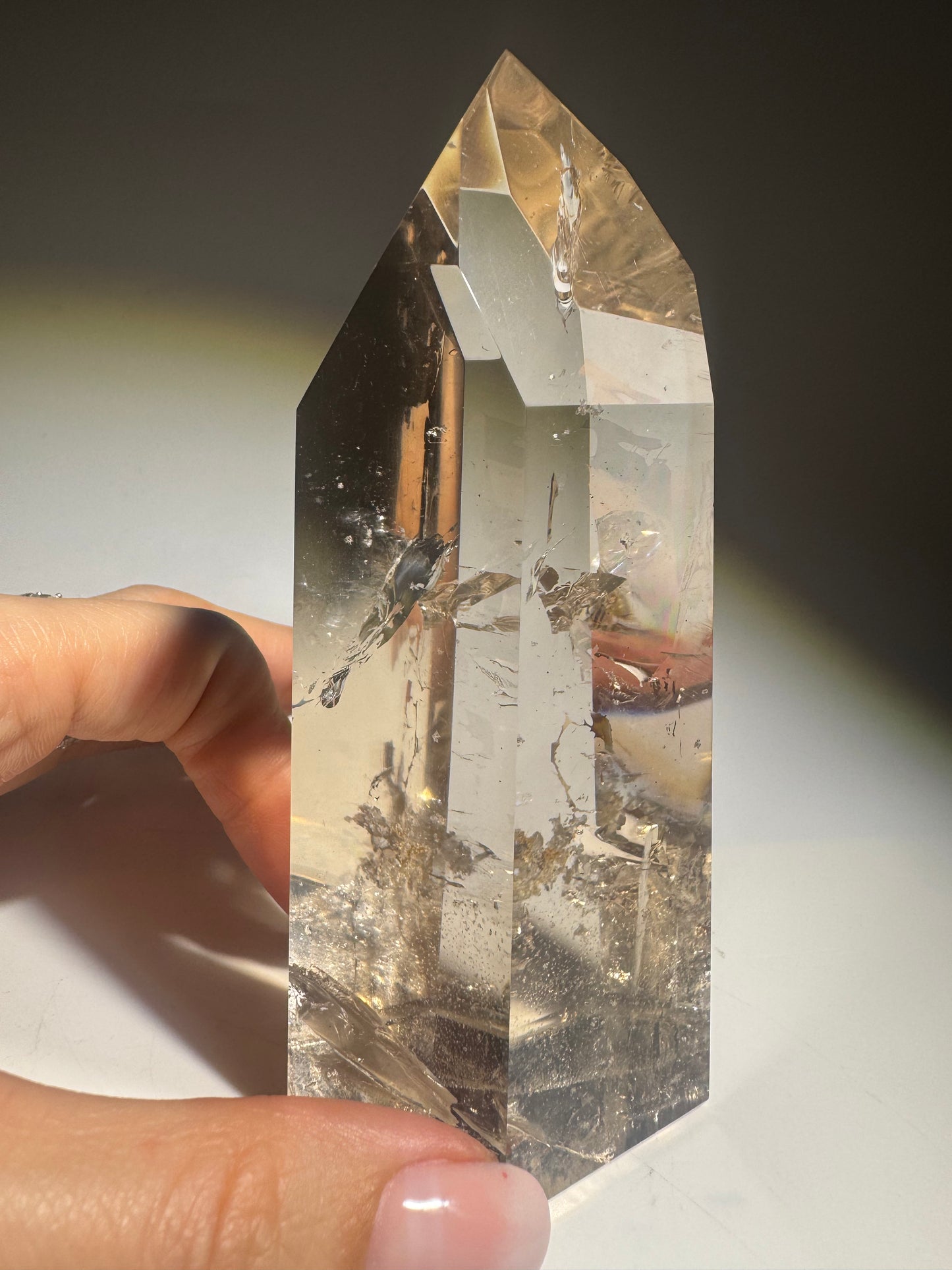 Lemurian Rauchquarz Kristallspitze mit Regenbogen – 11.5 cm, 354 g