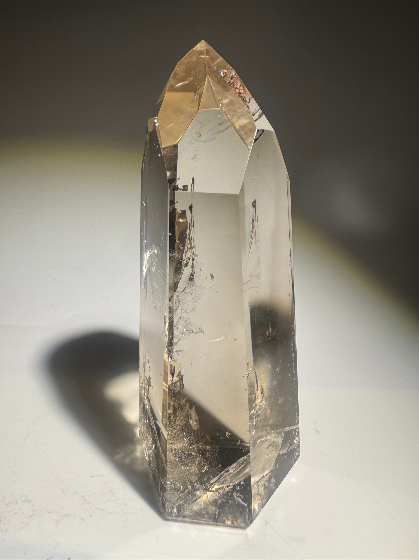 Lemurian Rauchquarz Kristallspitze mit Regenbogen – 11.5 cm, 354 g