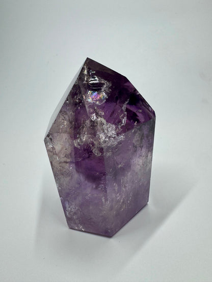 Pointe d'améthyste fantôme avec arc-en-ciel - 8 cm, 312 g