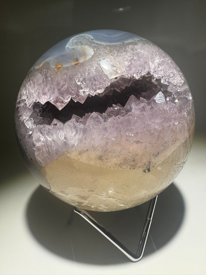 Exklusive Amethyst Kugel Brasilien 11 cm – 1.96 kg | Doppelseitige Kristallöffnung 💜✨