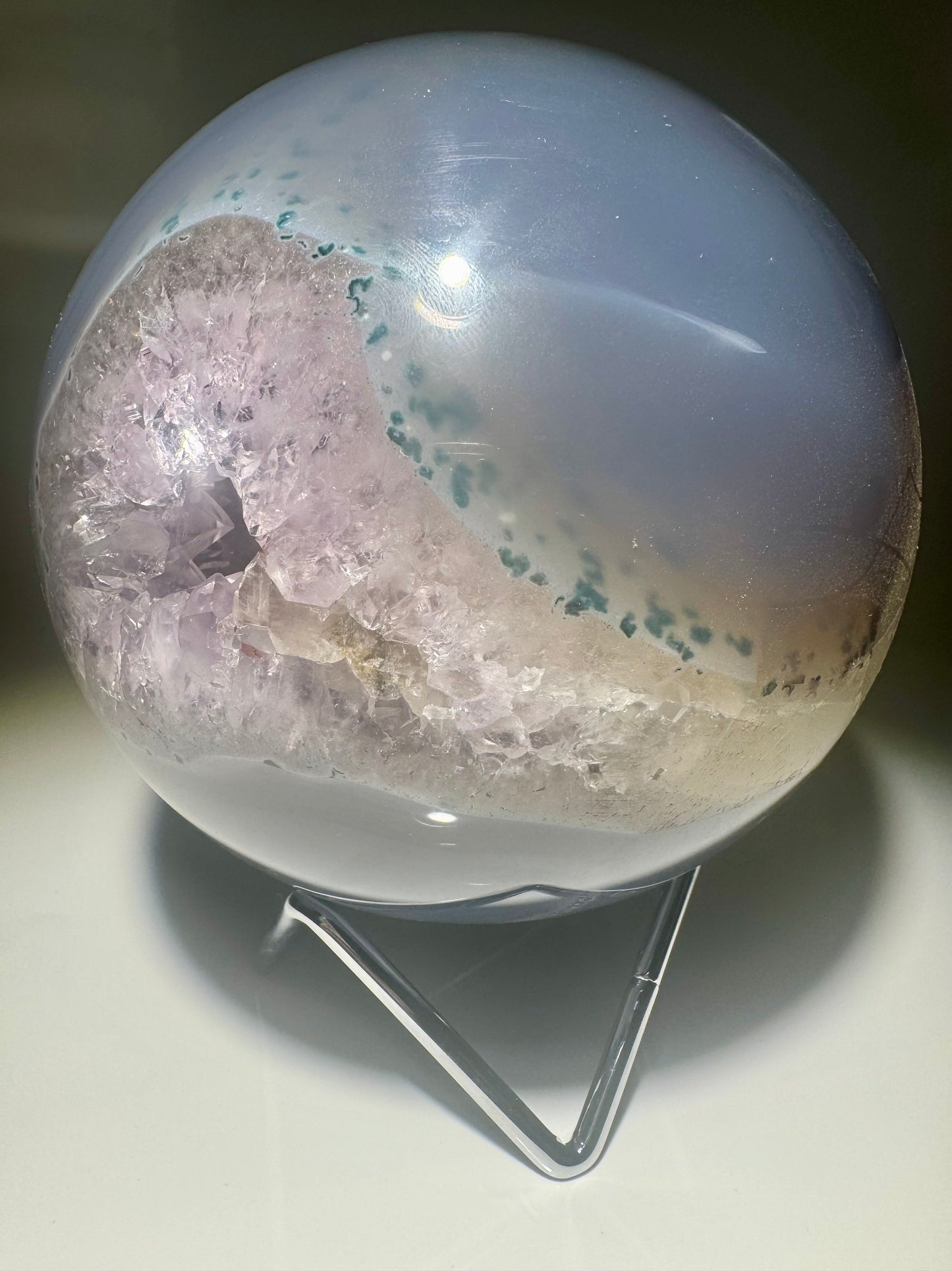 Exklusive Amethyst Kugel Brasilien 11 cm – 1.96 kg | Doppelseitige Kristallöffnung 💜✨