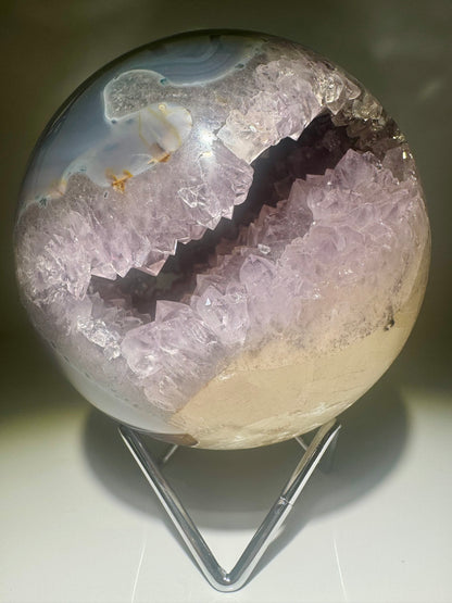 Exklusive Amethyst Kugel Brasilien 11 cm – 1.96 kg | Doppelseitige Kristallöffnung 💜✨