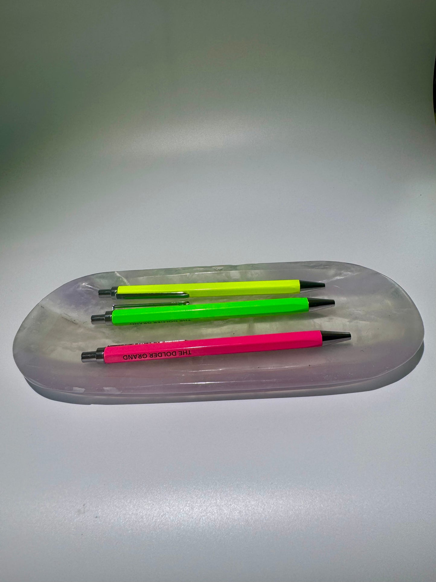 Grosse Kristallschale aus Pastellfluorit – 21.5 x 9 cm, 471 g – Brasilien, hochwertig & transparent
