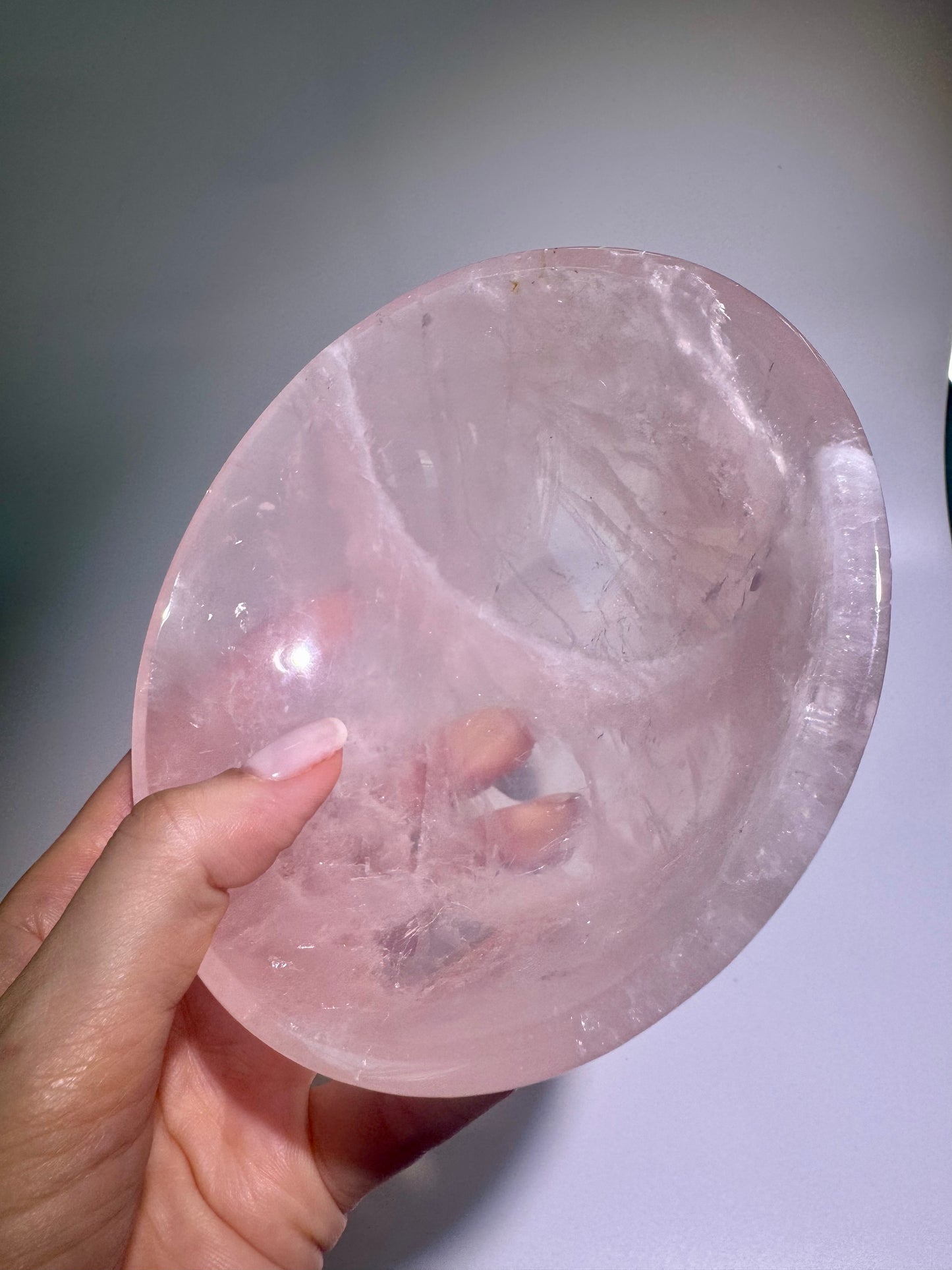 Extraklare Rosenquarzschale – 12 cm, 478 g – Handgeschliffene Edelsteinschale in zartem Rosa aus Brasilien