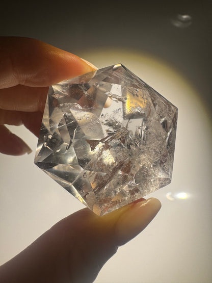 Bergkristall facettiert – 4,7 cm, 77 g mit Regenbogen | Edelstein aus Brasilien