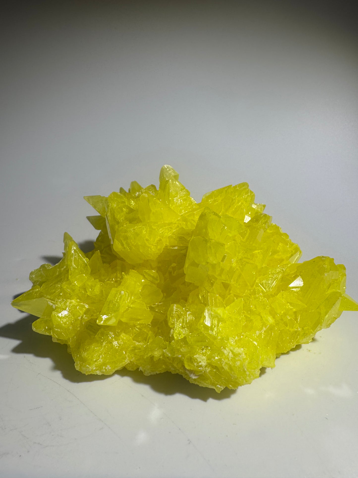 Schwefelkristall-Stufe – Leuchtend gelber Kristall 12 cm, 448 g
