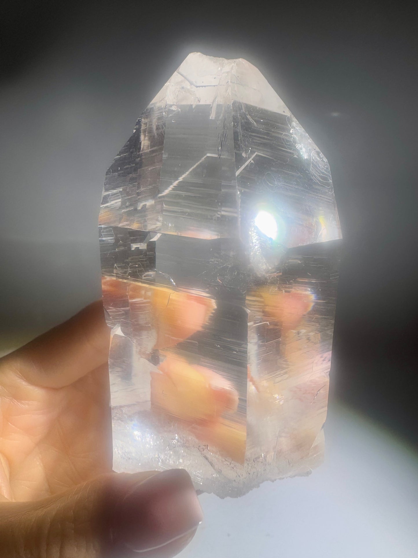 Extraklarer Himalaya Bergkristall – 9 cm Spitze voller Energie & Brillanz