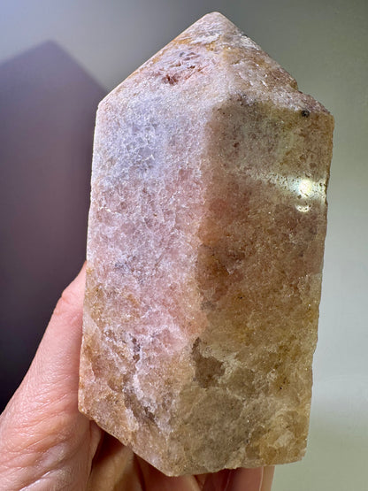 Schöne Pink Amethyst Spitze  – zart, funkelnd & kraftvoll 💖 - 10.3cm, 541g