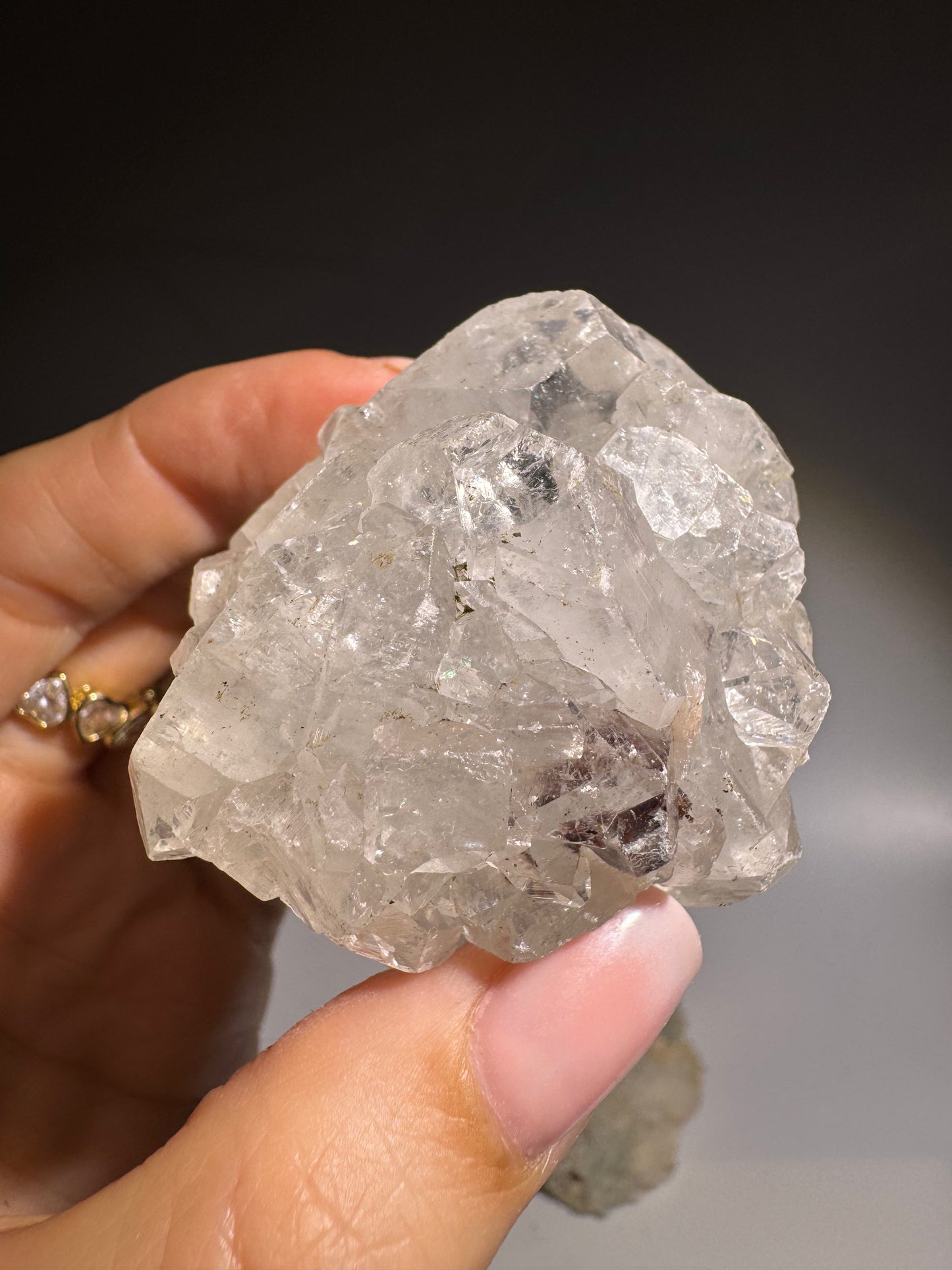 Apophyllit Kristalle aus Indien – Naturunikate mit faszinierendem Glanz