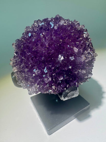 Tiefviolette Amethystblüte aus Uruguay – 7,4 cm Stalaktit Kristall