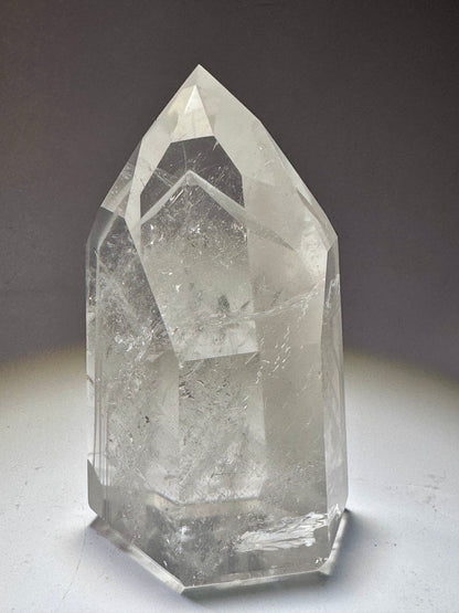 Bezaubernde Phantom-Quarz-Spitze 💎 - 6.5cm, 105g