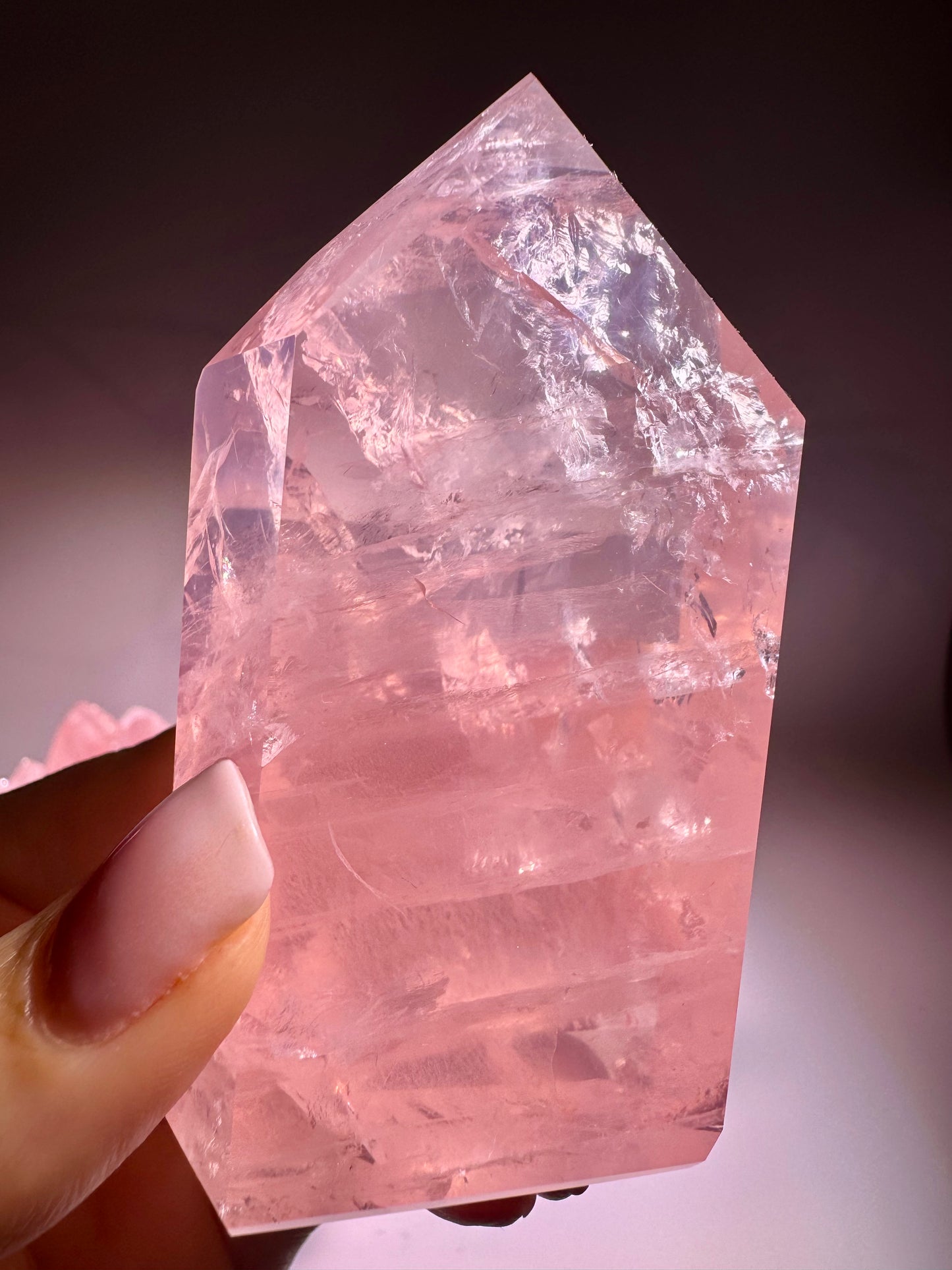 Rosenquarz Spitze 8 cm – Intensiv Himbeerrosa Naturkristall 180 g