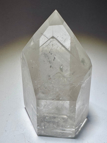 Bezaubernde Phantom-Quarz-Spitze 💎 - 6.5cm, 105g