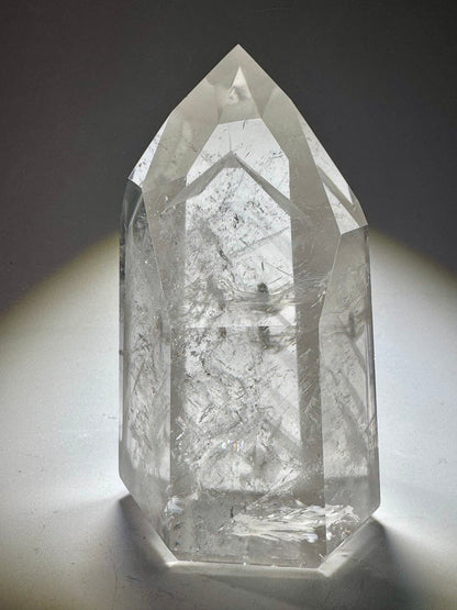 Bezaubernde Phantom-Quarz-Spitze 💎 - 6.5cm, 105g