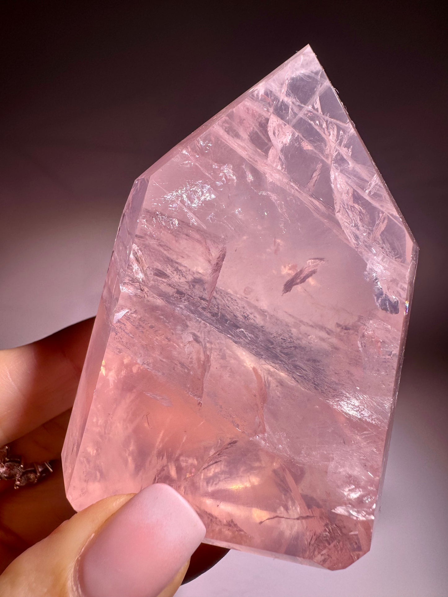 Rosenquarz Heilstein 7.5 cm – Intensiv Himbeerrosa Naturkristall 171 g