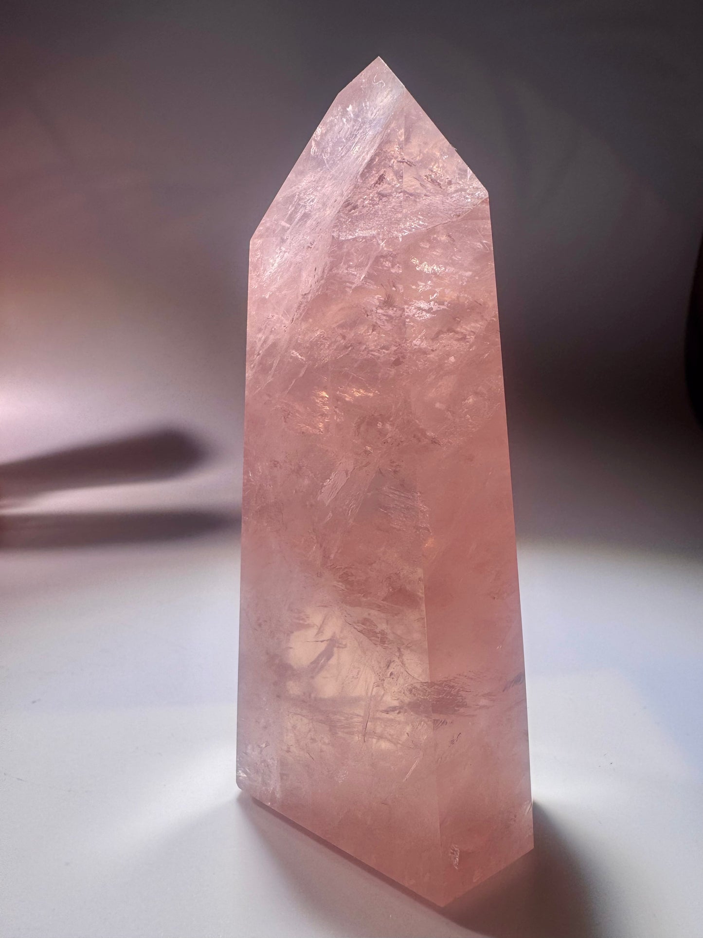 Premium Rosenquarz Spitze Brasilien – Extra Pink 10.5 cm