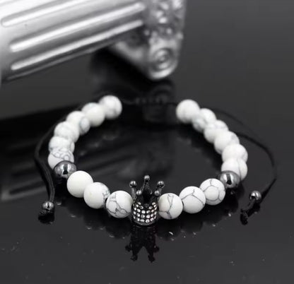 Bezauberndes Howlith-Kristallarmband mit Krönchen-Charm 👑✨