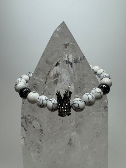 Bezauberndes Howlith-Kristallarmband mit Krönchen-Charm 👑✨