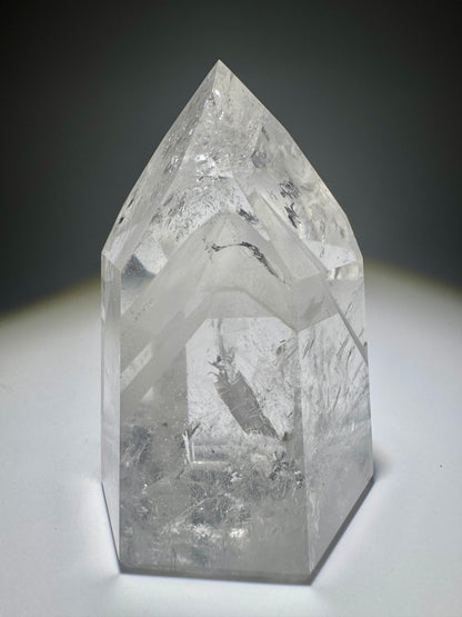 Enchanting Phantom Quartz Point with Rainbow – 7 cm, 177 g Brazil 💎