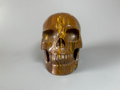 Super realistischer Totenkopf aus Tiger Auge Kristall 12cm - 1.47kg
