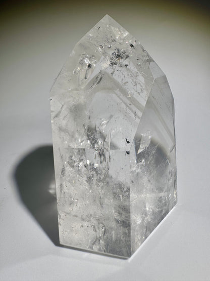 Enchanting Phantom Quartz Point with Rainbow – 7 cm, 177 g Brazil 💎