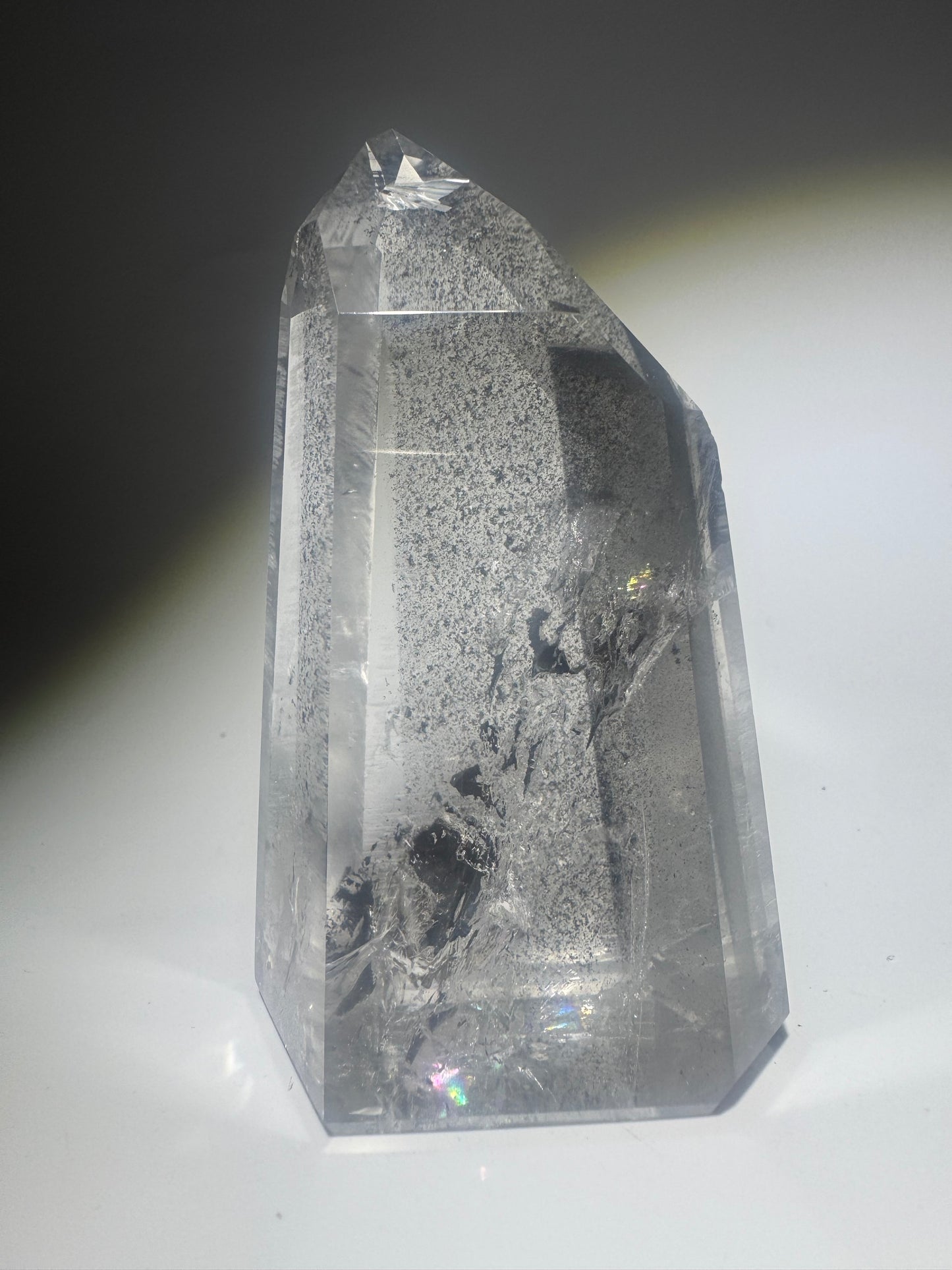 Schwarzer Phantom Bergkristall / Lemurian (sehr klar) 🖤 - 8.6cm, 225g