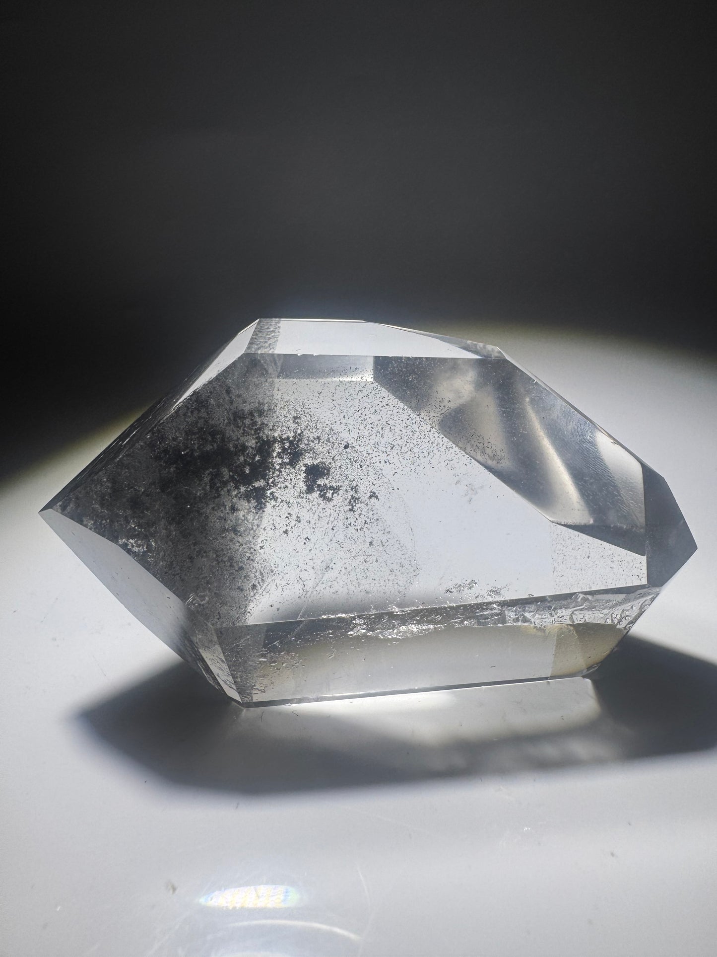 Schwarzer Phantom Kristall Freiform (Lemurian) 🖤 - 7.5cm, 126g Brasilien