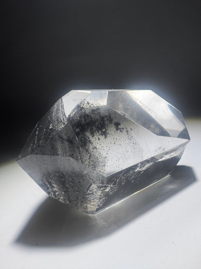 Schwarzer Phantom Kristall Freiform (Lemurian) 🖤 - 7.5cm, 126g Brasilien